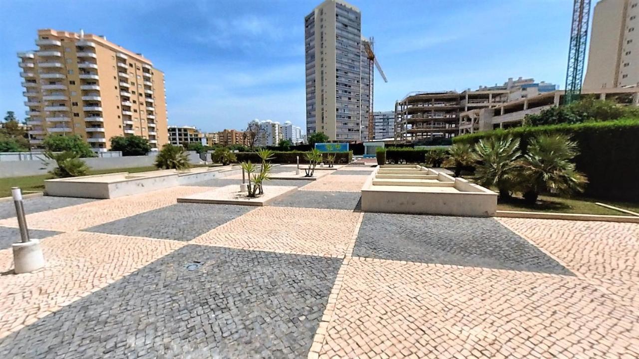 Apartamentos Turisticos Rocha Tower 3 Portimao Exterior photo